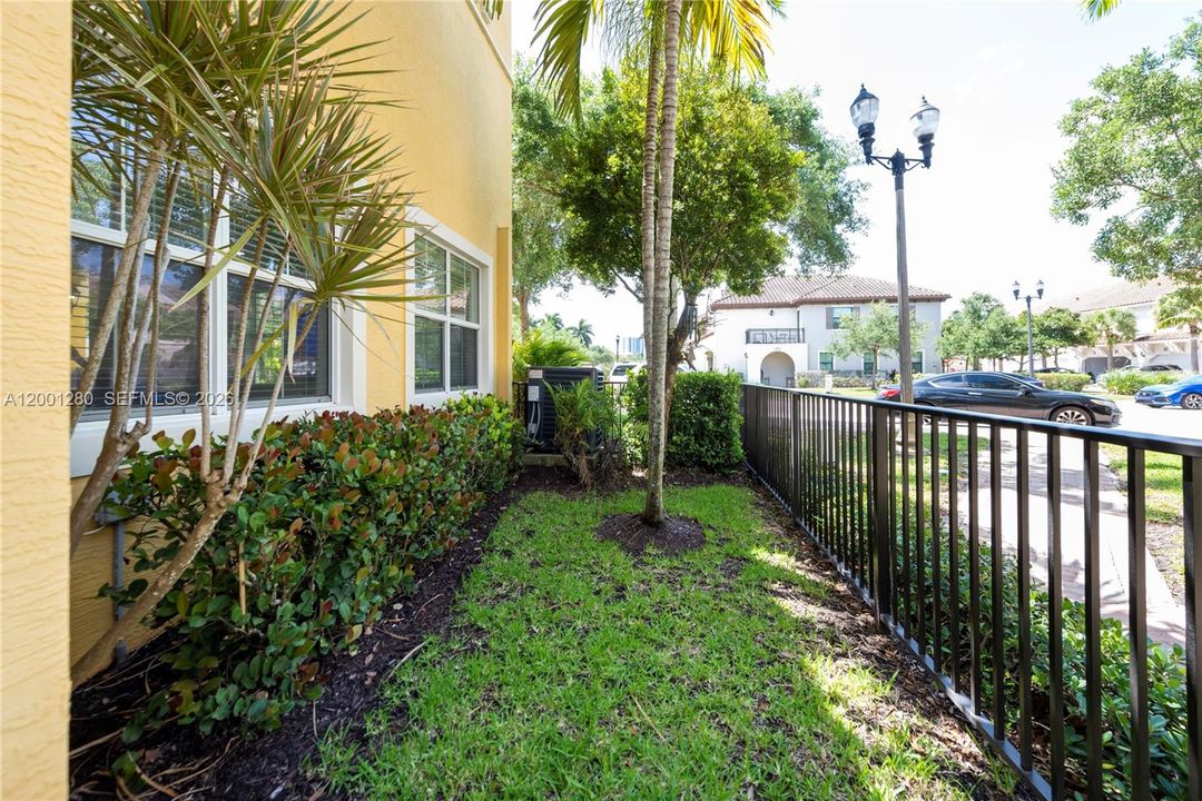 Active With Contract: $665,000 (4 beds, 3 baths, 1895 Square Feet)