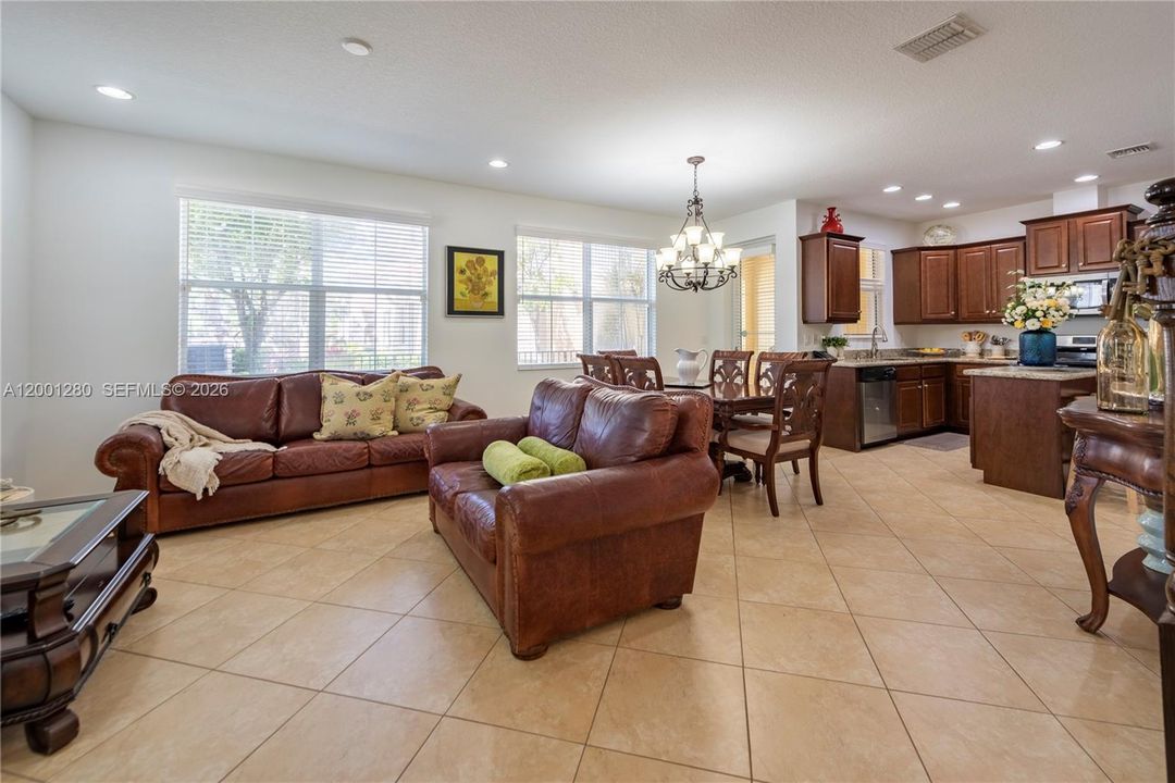 Active With Contract: $665,000 (4 beds, 3 baths, 1895 Square Feet)