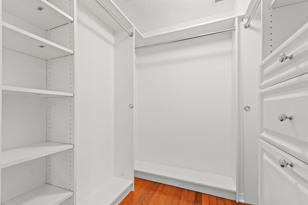 030-314InletWay-101-PalmBeachShores
