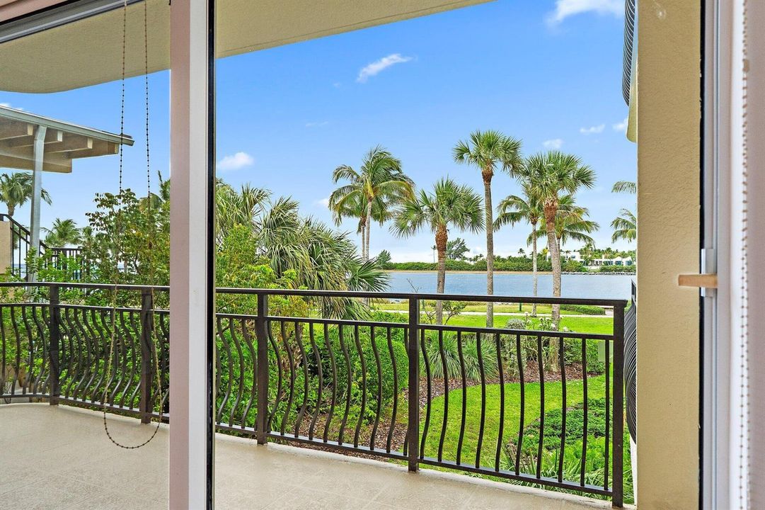045-314InletWay-101-PalmBeachShores
