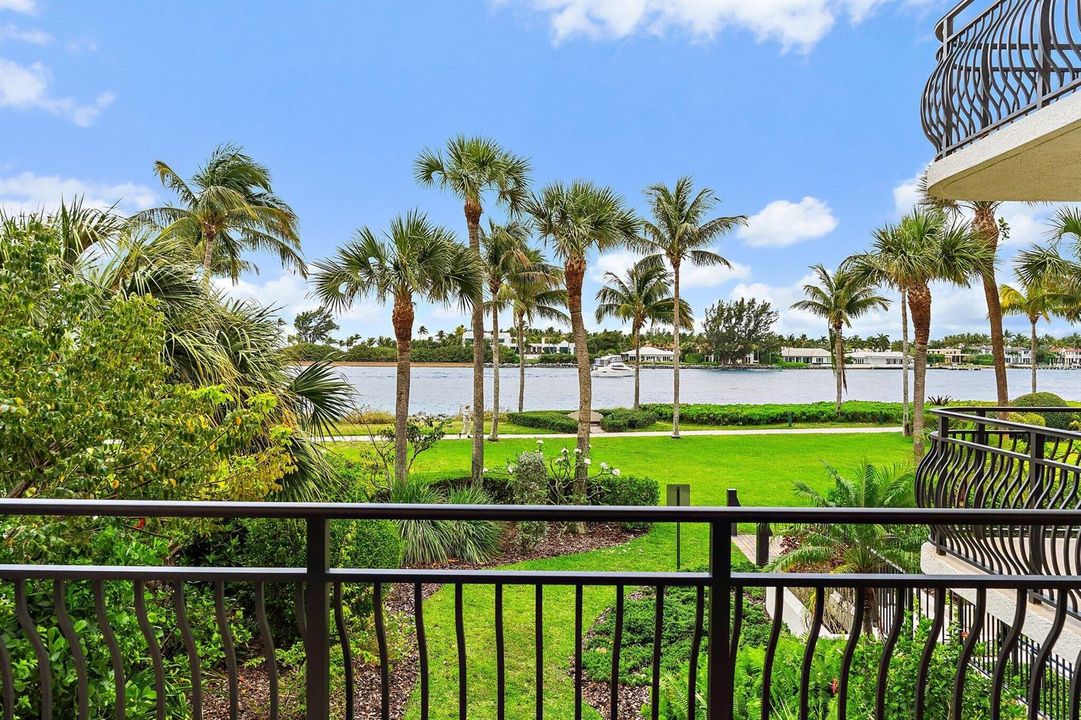 047-314InletWay-101-PalmBeachShores