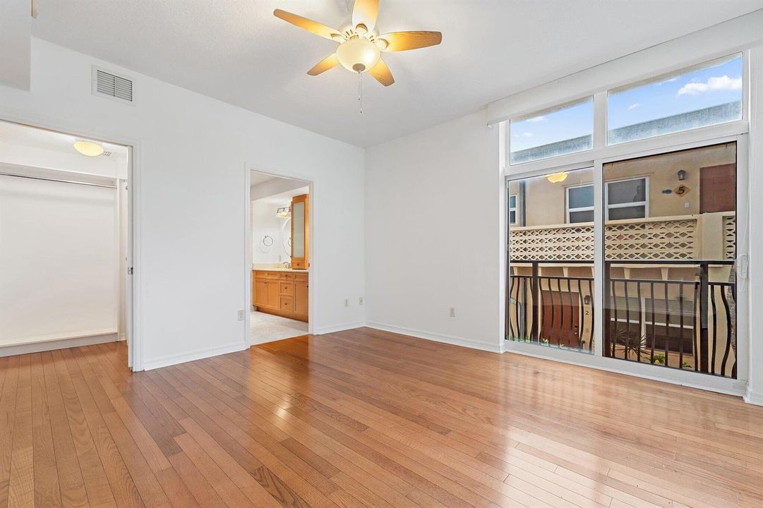 026-314InletWay-101-PalmBeachShores