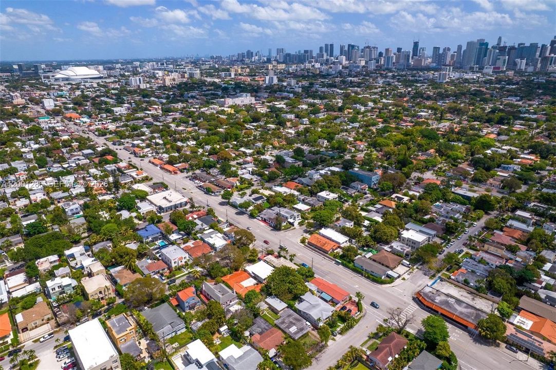 Recently Sold: $680,000 (4 beds, 3 baths, 1334 Square Feet)