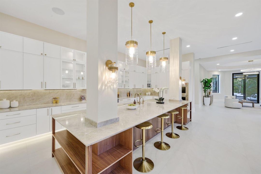 23 Coconut Ln - 40.jpg-SMALL