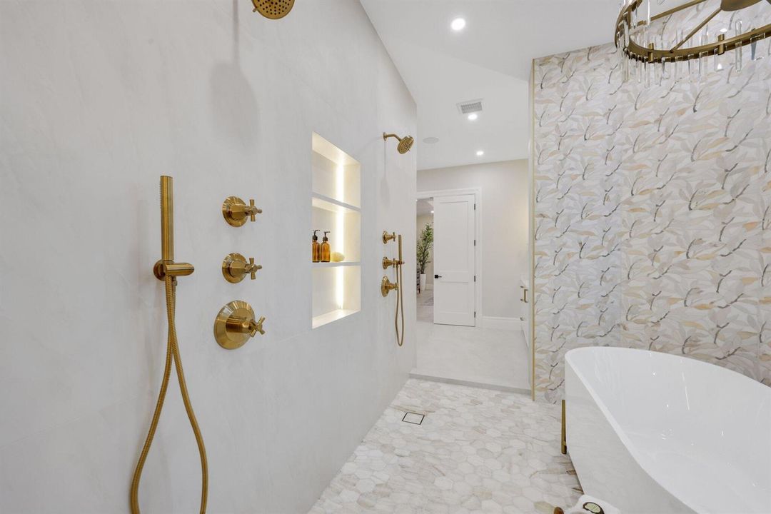 23 Coconut Ln - 81.jpg-SMALL
