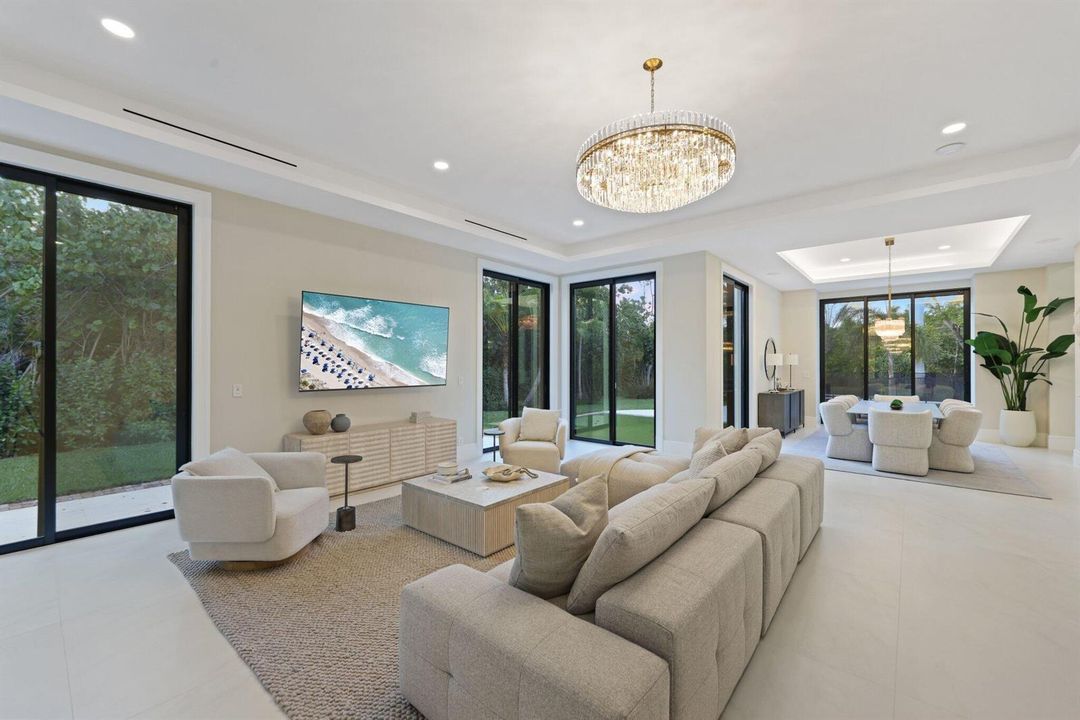 23 Coconut Ln - 18.jpg-SMALL