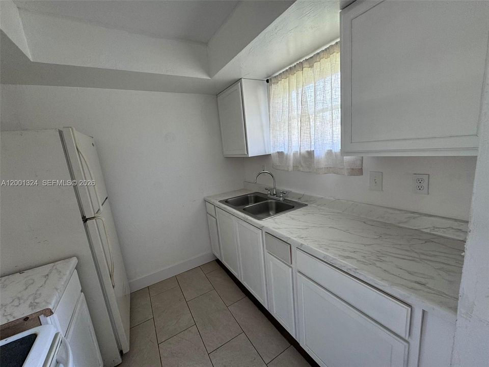 Недавно арендовано: $1,400 (2 спален, 1 ванн, 896 Квадратных фут)