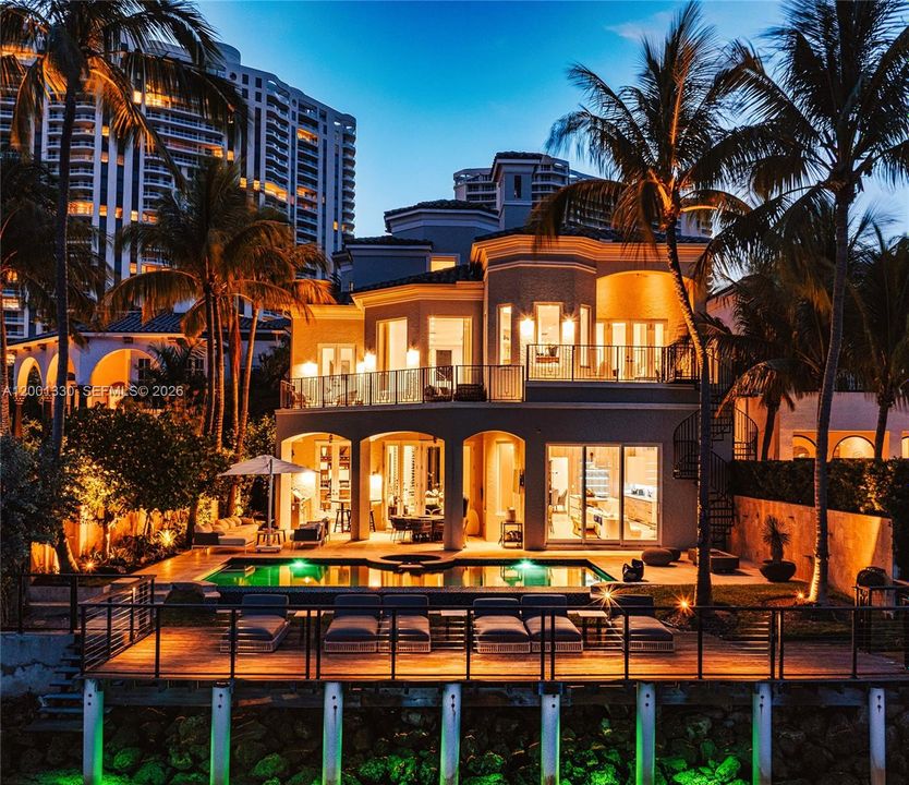 На продажу: $19,990,000 (6 спален, 7 ванн, 6932 Квадратных фут)