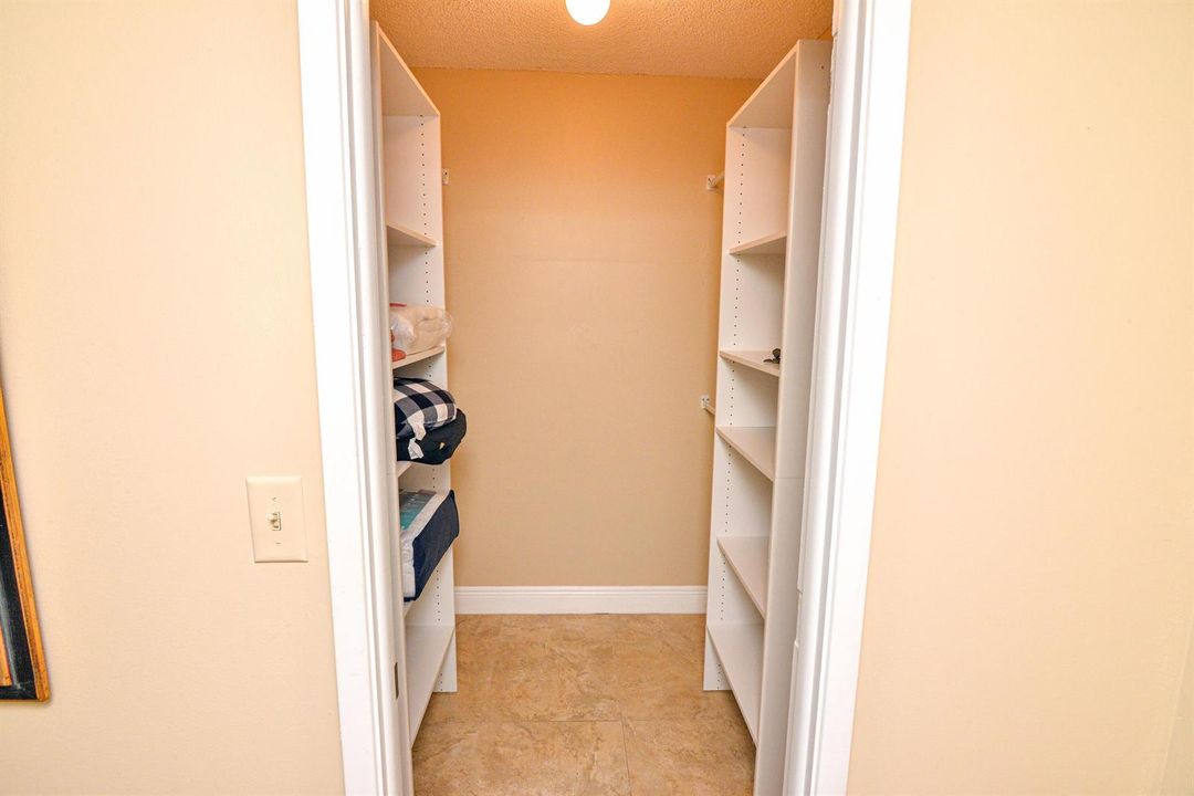 30-closet