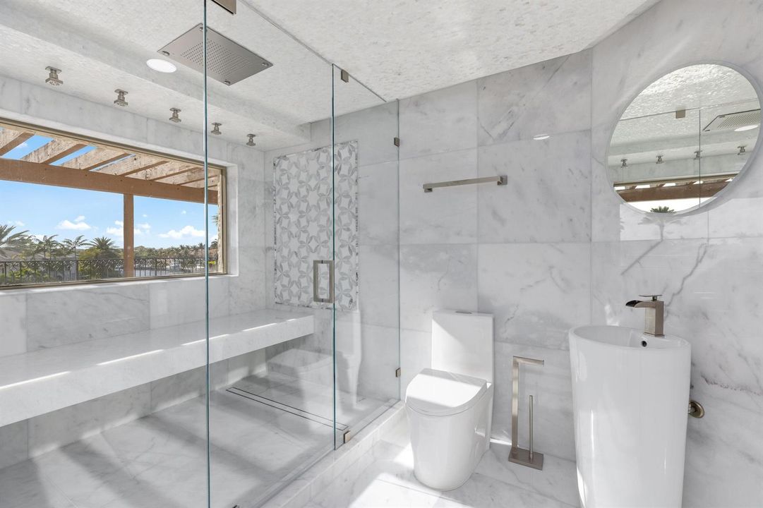 Guest Bath 5