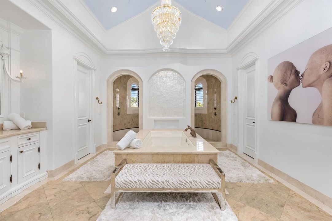 Master bath 5