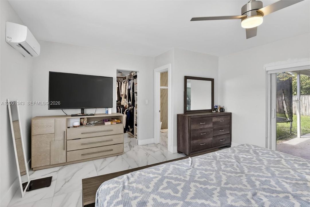 For Sale: $689,000 (3 beds, 2 baths, 1701 Square Feet)