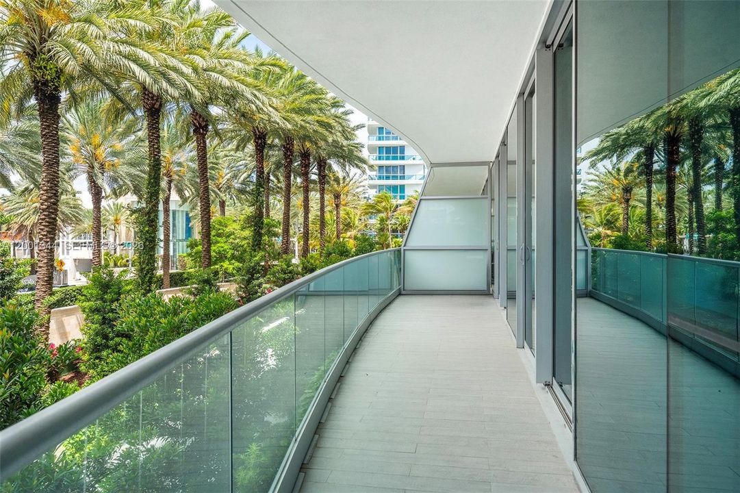 For Sale: $12,750,000 (4 beds, 5 baths, 3653 Square Feet)