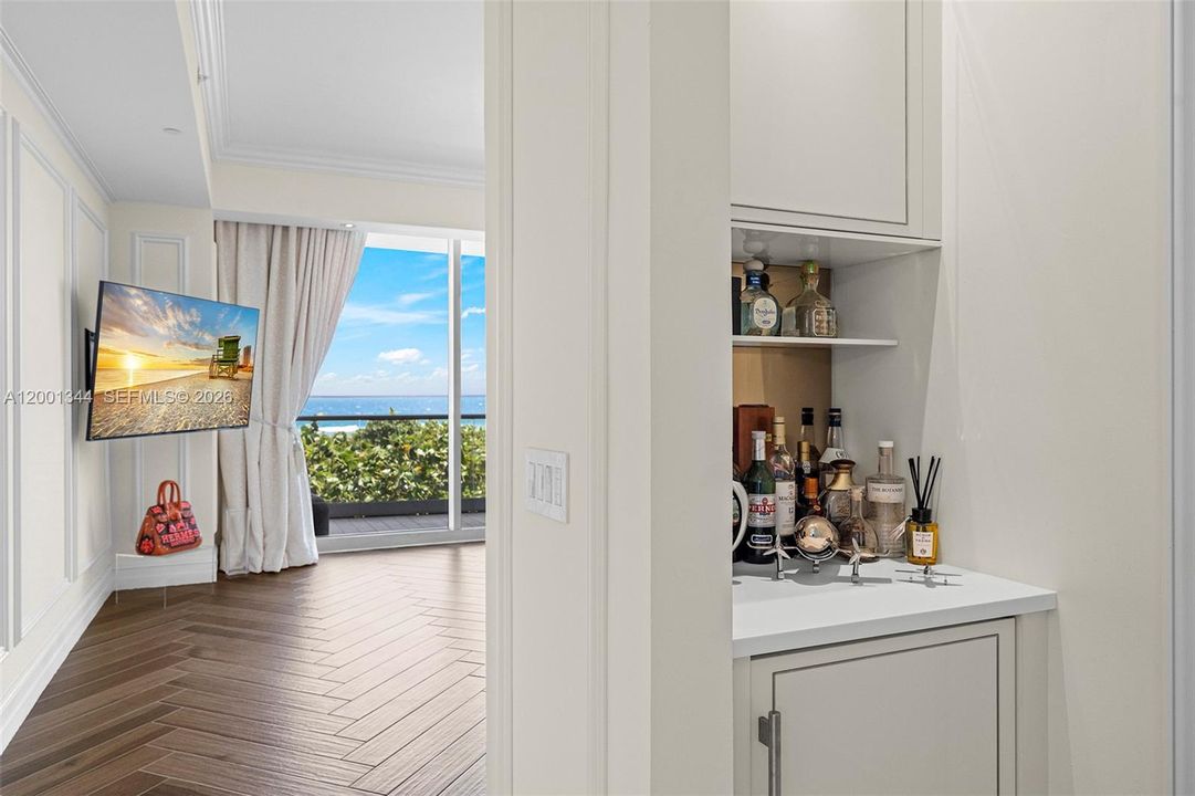For Sale: $12,750,000 (4 beds, 5 baths, 3653 Square Feet)