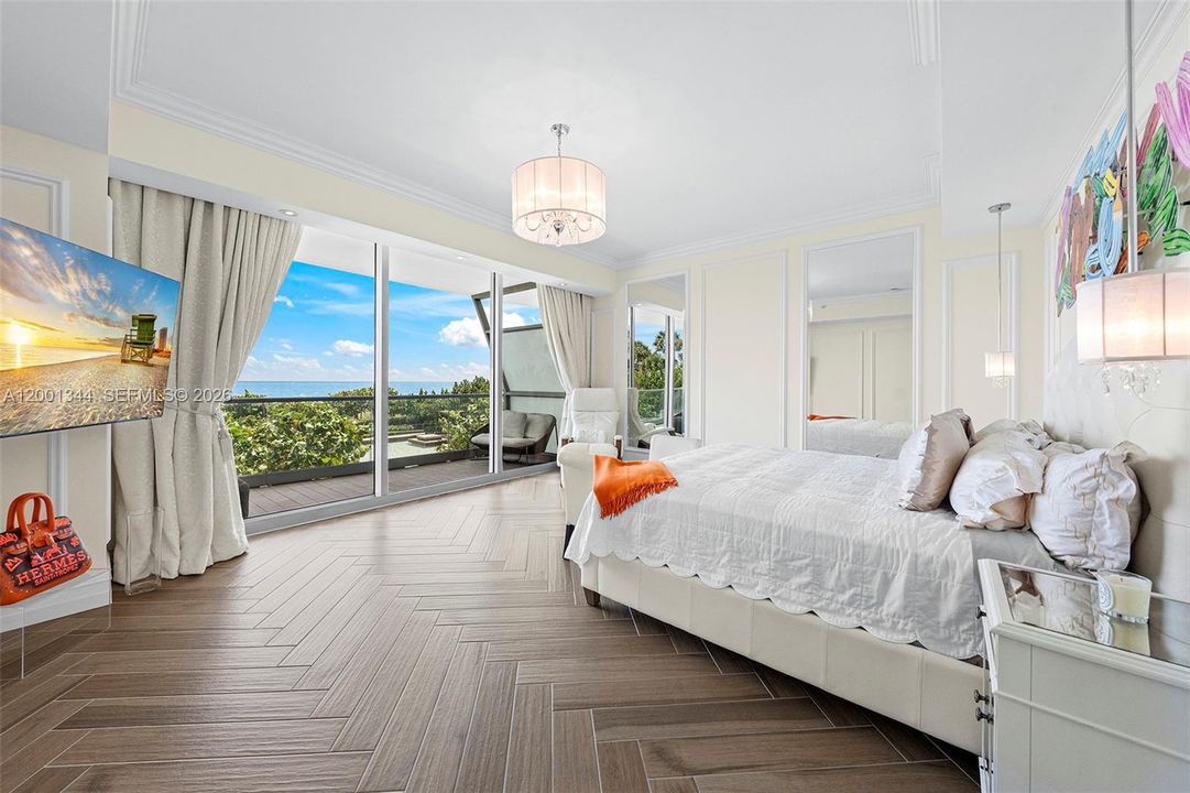 For Sale: $12,750,000 (4 beds, 5 baths, 3653 Square Feet)