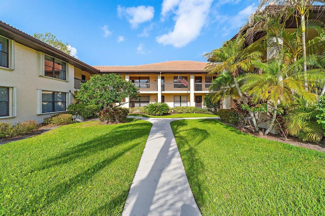 003-671SWSouthRiverDr-105-Stuart-SMALL