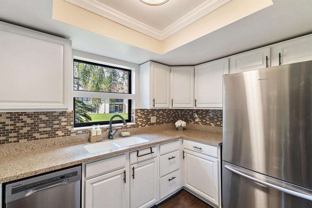 017-671SWSouthRiverDr-105-Stuart-SMALL