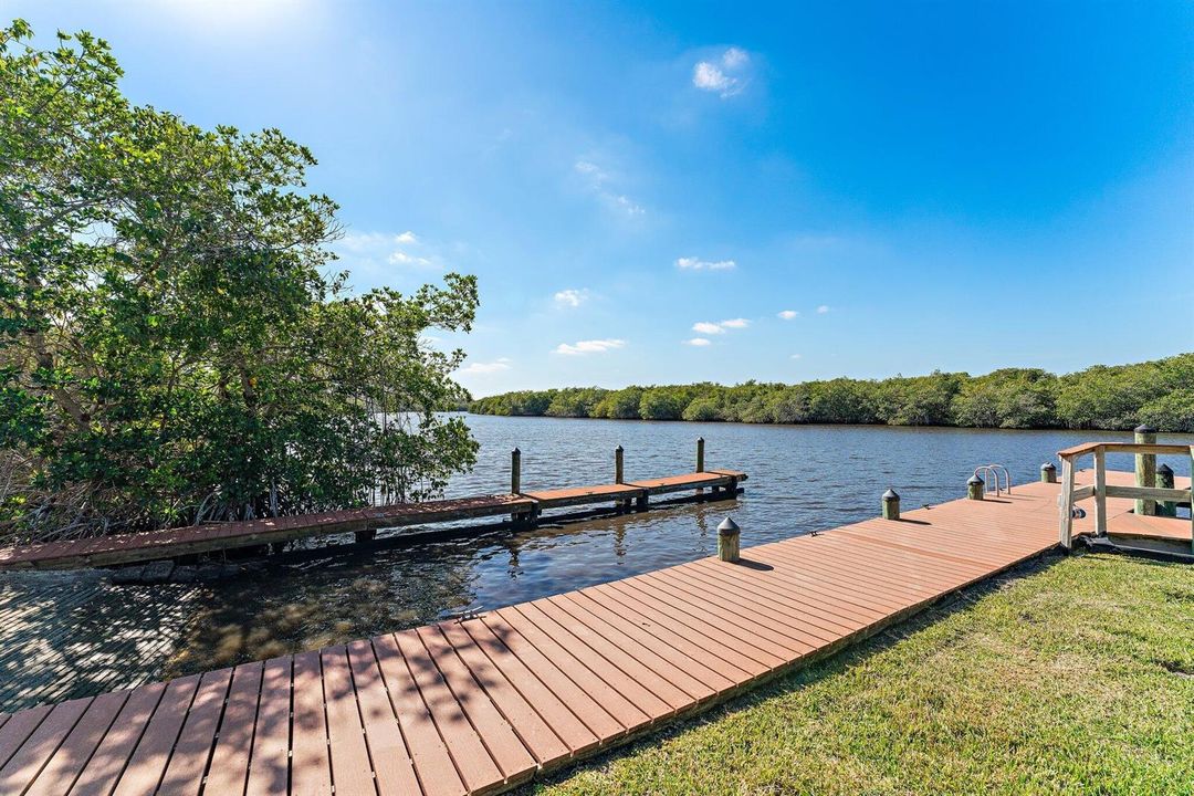 053-671SWSouthRiverDr-105-Stuart-SMALL