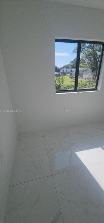 Activo con contrato: $450,000 (3 camas, 2 baños, 1450 Pies cuadrados)
