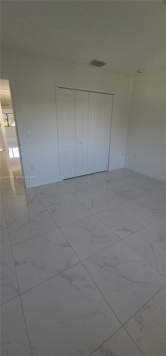 Activo con contrato: $450,000 (3 camas, 2 baños, 1450 Pies cuadrados)