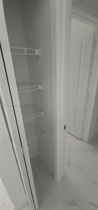 Activo con contrato: $450,000 (3 camas, 2 baños, 1450 Pies cuadrados)