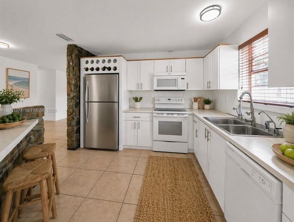 For Sale: $885,000 (5 beds, 3 baths, 2352 Square Feet)