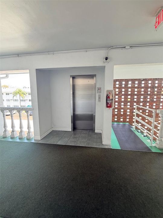 Activo con contrato: $1,550 (1 camas, 1 baños, 650 Pies cuadrados)