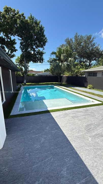 En Renta: $5,800 (4 camas, 4 baños, 2136 Pies cuadrados)