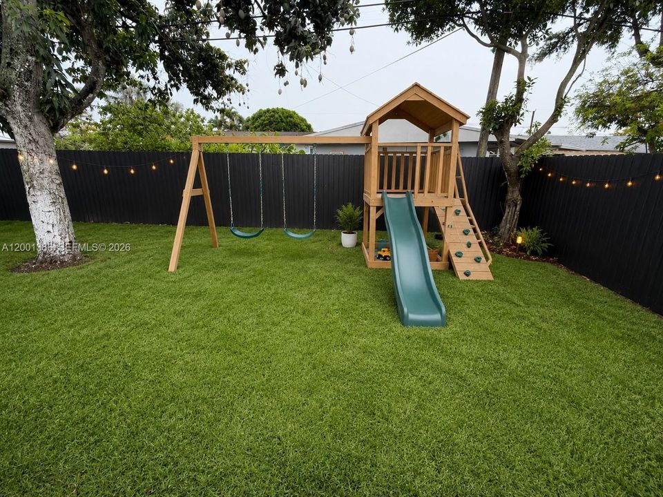 En Renta: $5,800 (4 camas, 4 baños, 2136 Pies cuadrados)