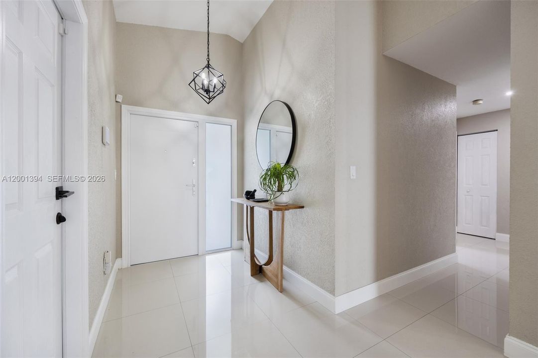 Activo con contrato: $3,450 (3 camas, 2 baños, 1281 Pies cuadrados)