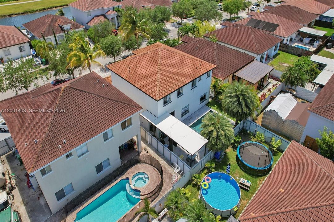 Active With Contract: $730,000 (4 beds, 3 baths, 2581 Square Feet)