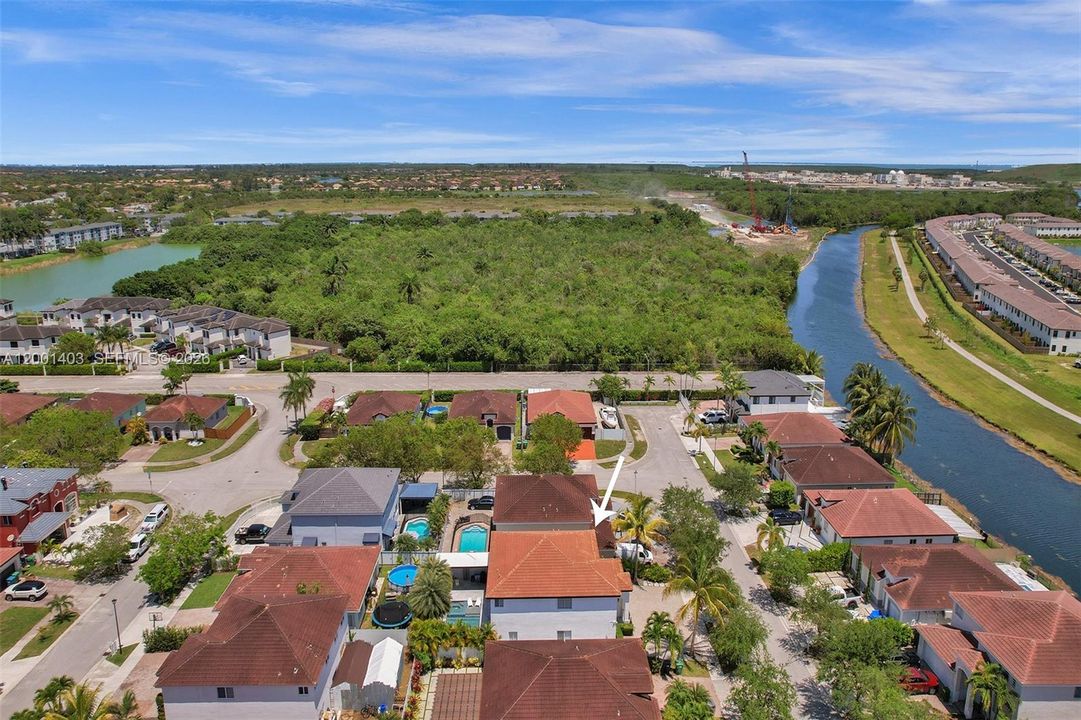 Active With Contract: $730,000 (4 beds, 3 baths, 2581 Square Feet)