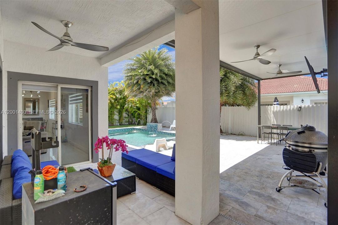 Active With Contract: $730,000 (4 beds, 3 baths, 2581 Square Feet)