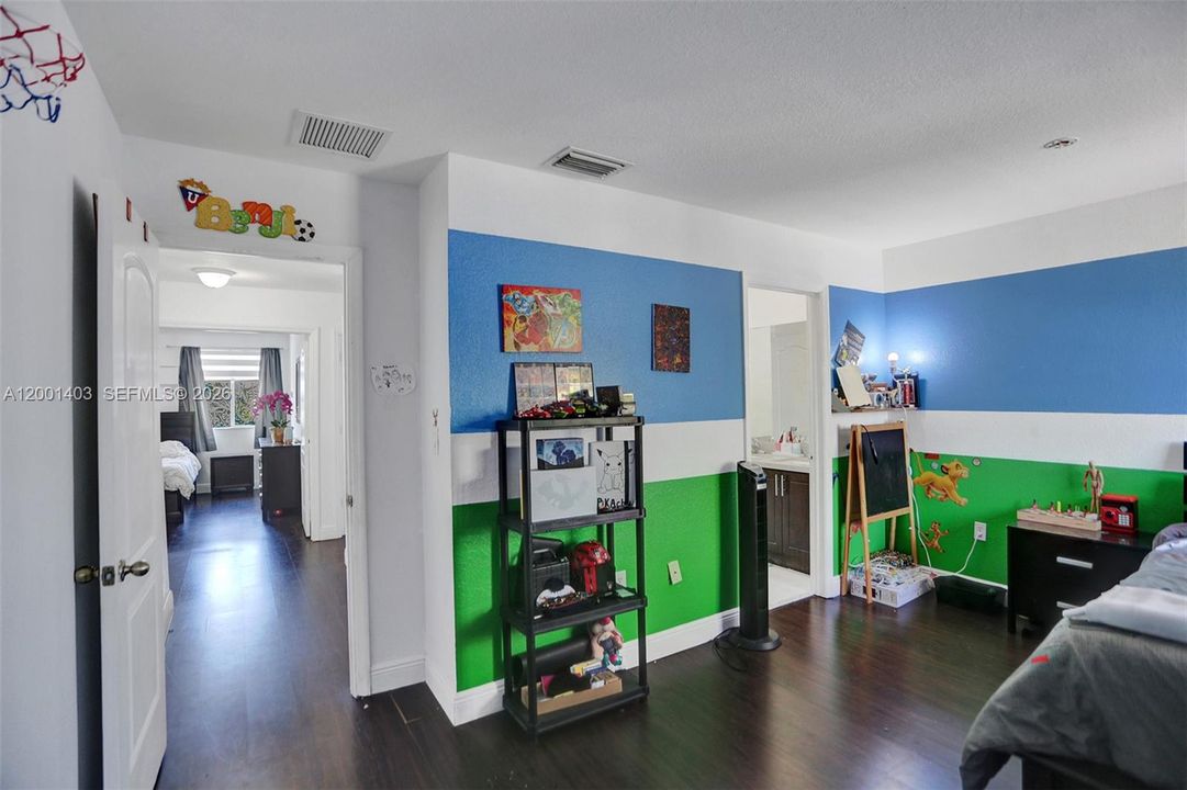 Active With Contract: $730,000 (4 beds, 3 baths, 2581 Square Feet)