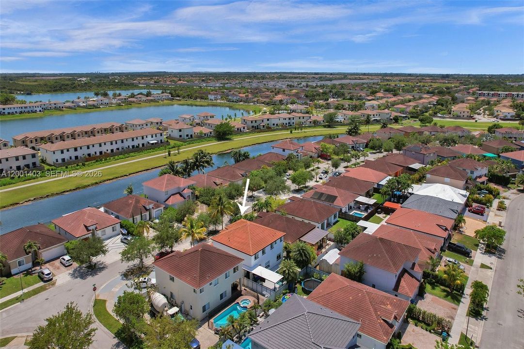 Active With Contract: $730,000 (4 beds, 3 baths, 2581 Square Feet)
