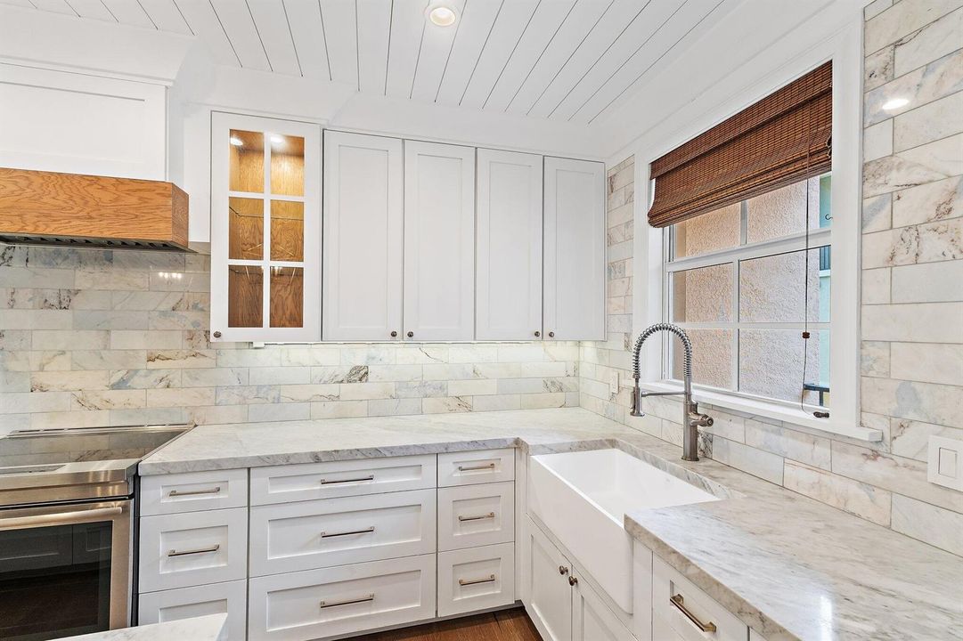 053-2715RavellaWay-PalmBeachGardens-SMAL