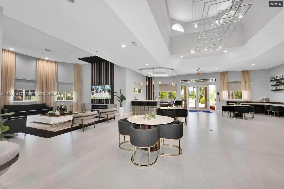 Active With Contract: $3,100 (3 beds, 2 baths, 1398 Square Feet)
