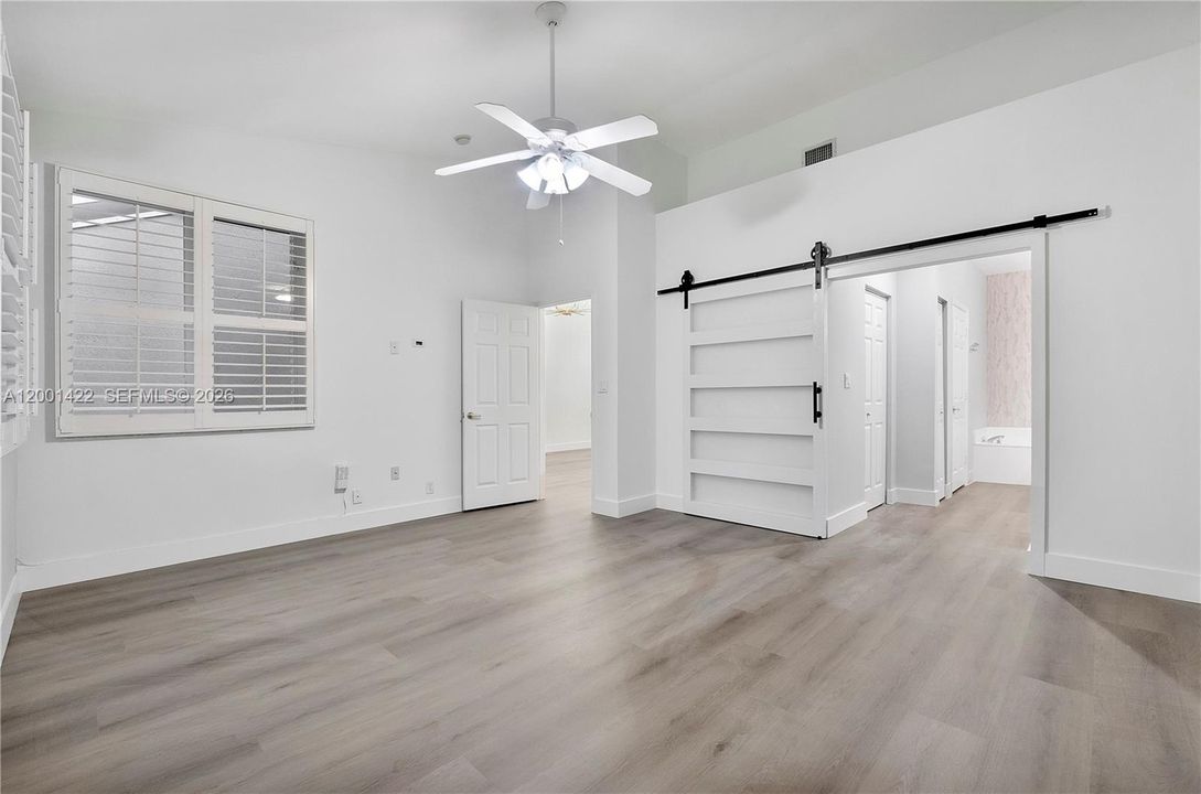 Active With Contract: $4,100 (3 beds, 2 baths, 1606 Square Feet)
