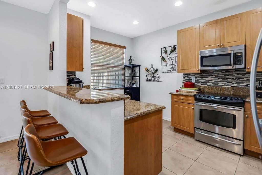 En Venta: $299,000 (3 camas, 2 baños, 1536 Pies cuadrados)
