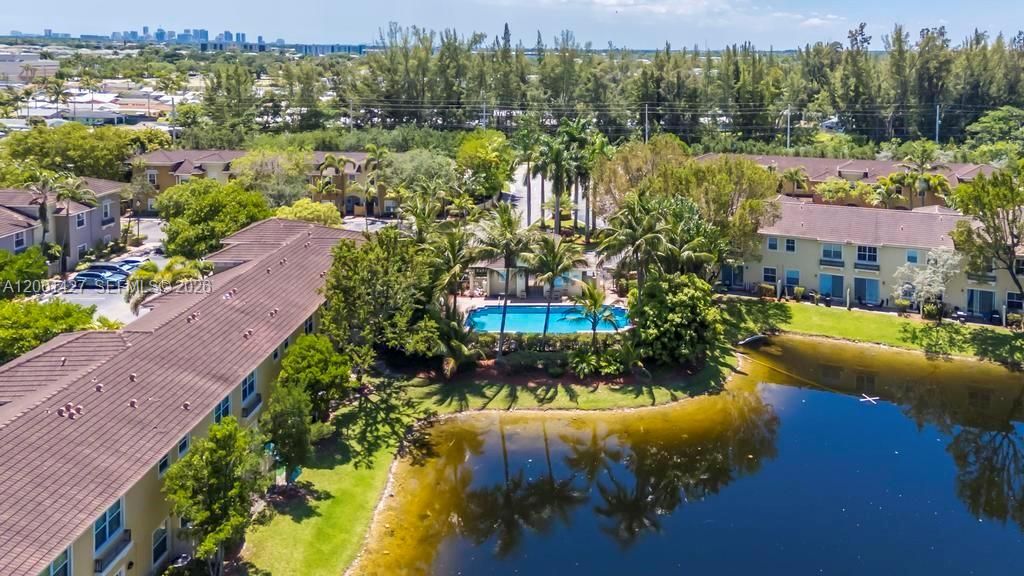 En Venta: $299,000 (3 camas, 2 baños, 1536 Pies cuadrados)