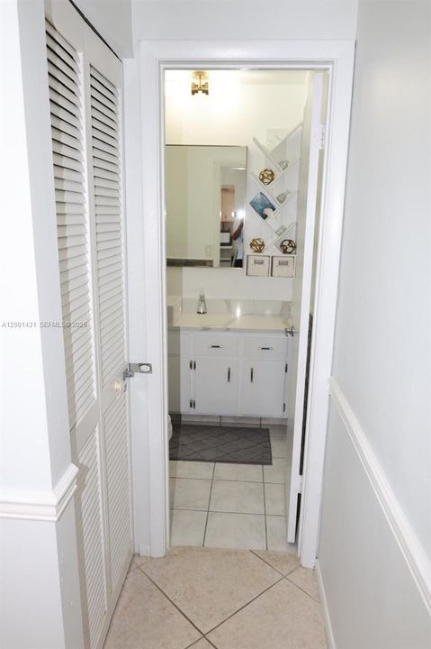 For Rent: $3,500 (2 beds, 2 baths, 1577 Square Feet)