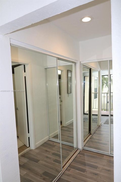 For Rent: $3,500 (2 beds, 2 baths, 1577 Square Feet)