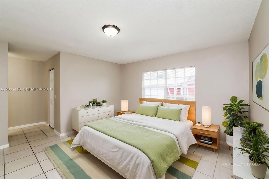 Recientemente alquilado: $2,690 (3 camas, 2 baños, 1832 Pies cuadrados)