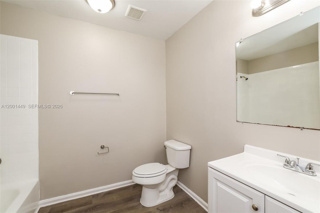 Recientemente alquilado: $2,690 (3 camas, 2 baños, 1832 Pies cuadrados)