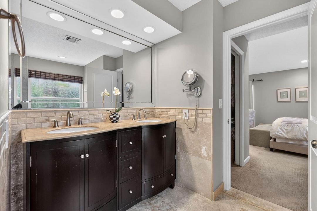 51-web-primary bath2