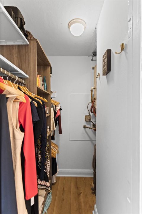 Closet C5