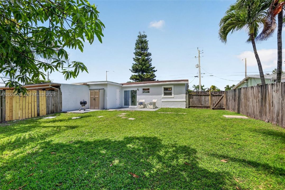 En Venta: $330,000 (2 camas, 1 baños, 775 Pies cuadrados)