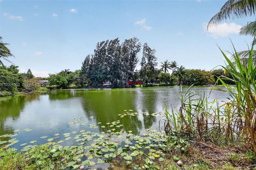En Venta: $330,000 (2 camas, 1 baños, 775 Pies cuadrados)