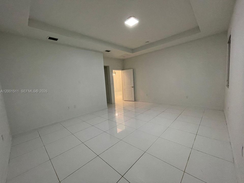 В аренду: $5,900 (4 спален, 3 ванн, 2306 Квадратных фут)