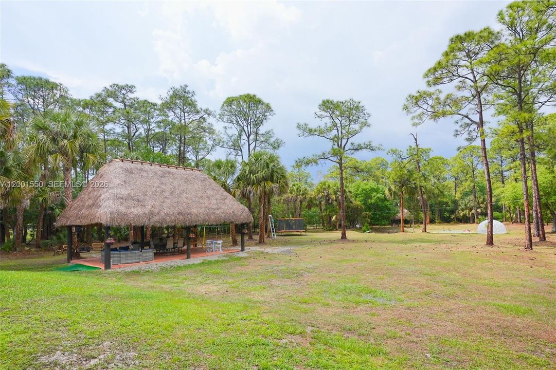 For Sale: $980,000 (4 beds, 3 baths, 2054 Square Feet)